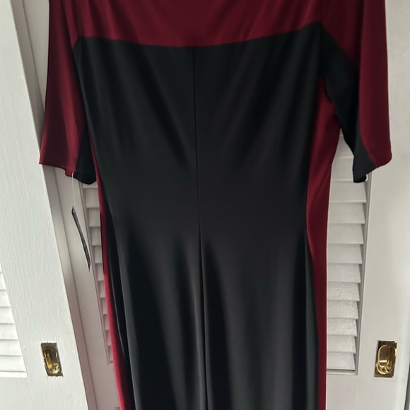 NWT Chaps BLACK RUCHED DRESS WITH DARK RED. Size L - Picture 4 of 8